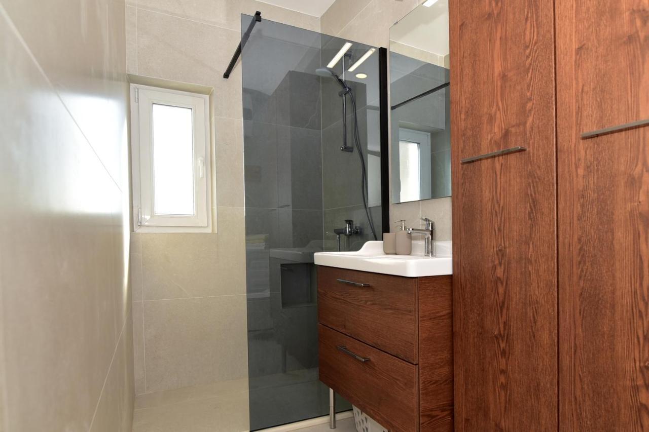 Apartment Sumic Harbour View Makarska